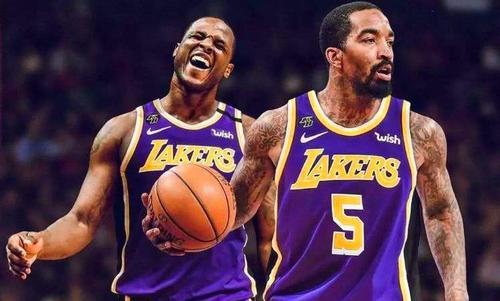  亚特兰大魔鬼主场发威七分钟三球击溃对手  