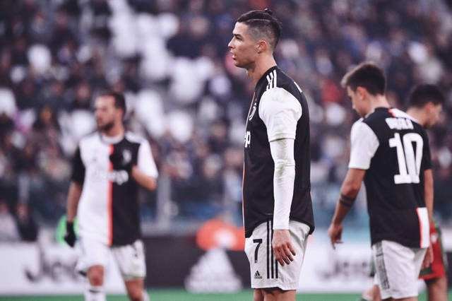  迪巴拉染红后道歉队友，尤文更衣室气氛降至冰点  